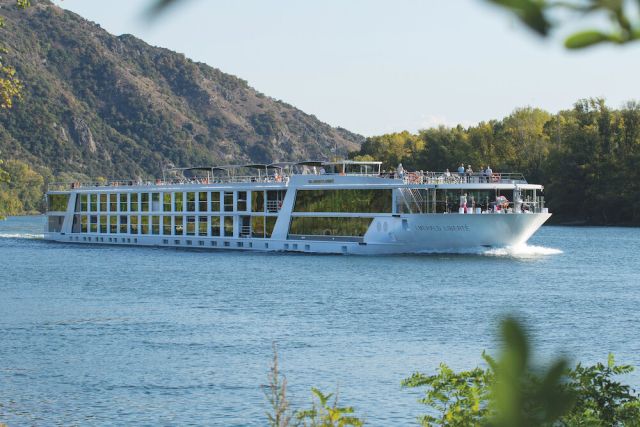 Emerald Liberté Kreuzfahrt - 10 Nächte - Sensationen von Lyon und Provence & Nizza ab 11.04.26