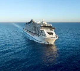 Die MSC Seashore von vorne auf offener See. Copyright: MSC Rights.