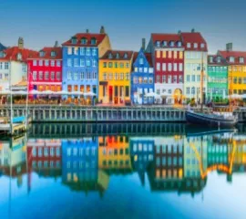 Die bunten Häuser in der dänischen Hauptstadt Kopenhagen.