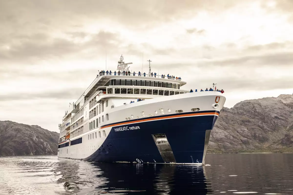 6 Nächte - Kurzreise mit London und Amsterdam: Tradition trifft Trends (NAT2821) mit HANSEATIC nature (Hapag-Lloyd Cruises)