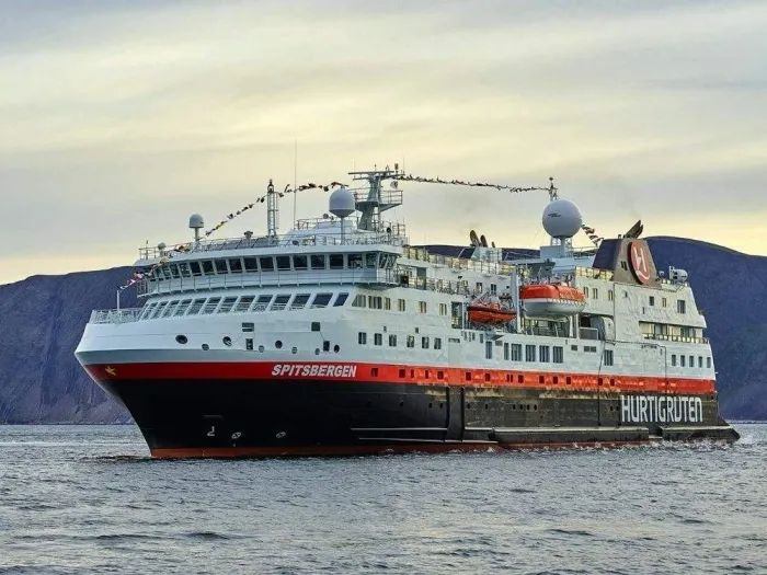 MS Spitsbergen MS Spitsbergen