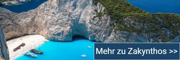 Griechische Inseln: Zum Artikel über Zakynthos >> Blick auf Navagio Bay auf Zakynthos mit Schiffswrack.