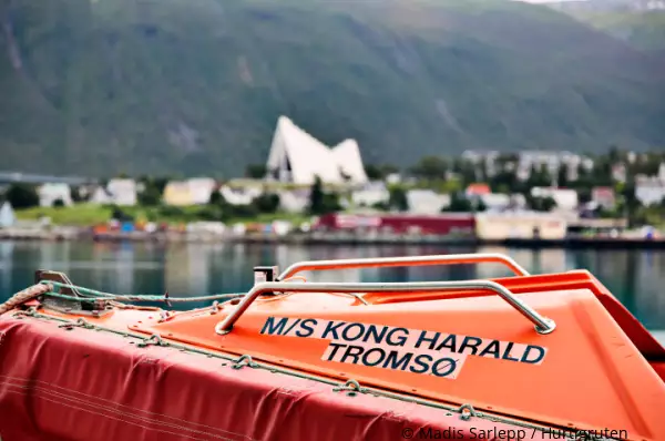 Rettungsboot mit Aufschrift Kong Harald Tromso
