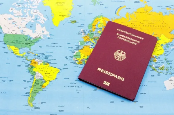 Einen Reisepass brauchen Sie für fast jede Kreuzfahrt – vor allem, wenn Sie außerhalb der EU reisen.