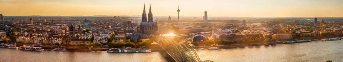 Blick über Köln am Rhein