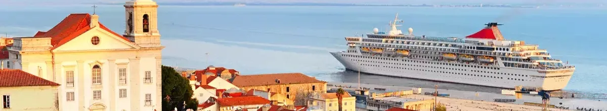 Wenn Ihr Kreuzfahrtschiff am Hafen anlegt, auf dem Bild z. B. in Lissabon, beginnt das Schönste Ihrer Kreuzfahrt: Der Landausflug.