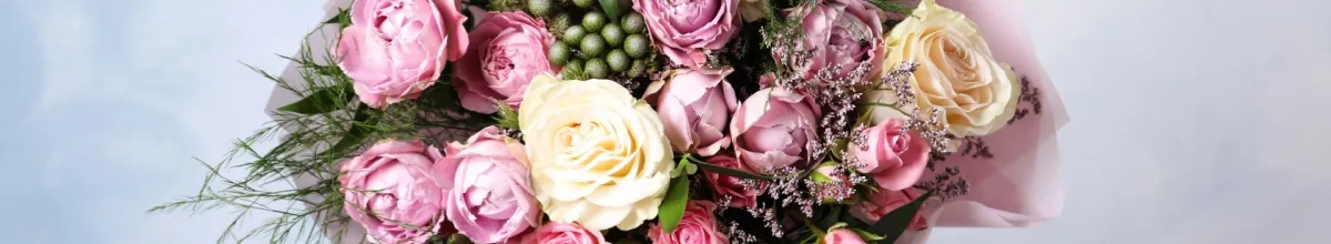 Ein wunderschön arrangierter Brautstrauß - darf auch bei einer Hochzeit auf dem Kreuzfahrtschiff nicht fehlen.