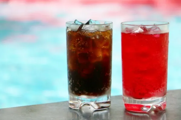 Genießen Sie Softdrinks und Säfte auf Ihrer Cunard Kreuzfahrt mit dem Getränkepaket für alkoholfreie Getränke.