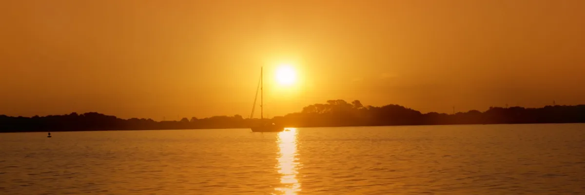 Küste von Formentera im Sonnenuntergang.