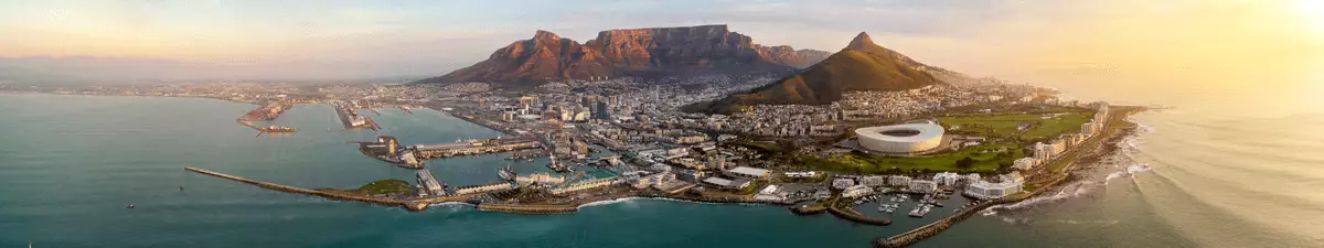Blick auf Kapstadt mit dem Tafelberg