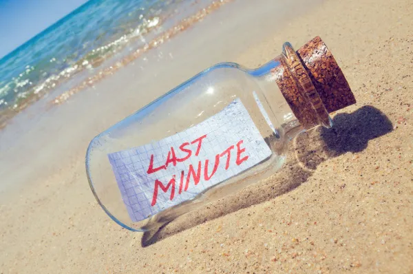 Last Minute Angebot Flaschenpost am Strand Flaschenpost mit