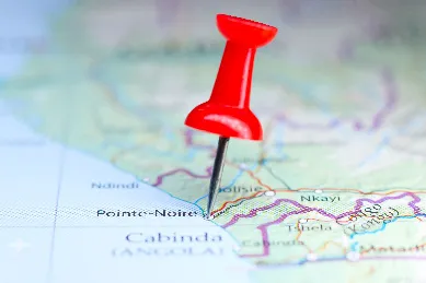 Eine Karte von der Küste Afrika in der eine Reißzwecke auf Pointe-Noire steckt.