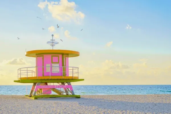 Sonnenuntergang am Strand von Miami