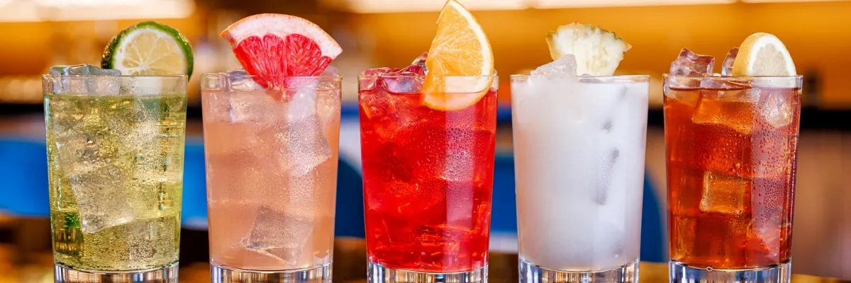 Eine Auswahl von Highballs der <i>Mein Schiff®</i>-Flotte