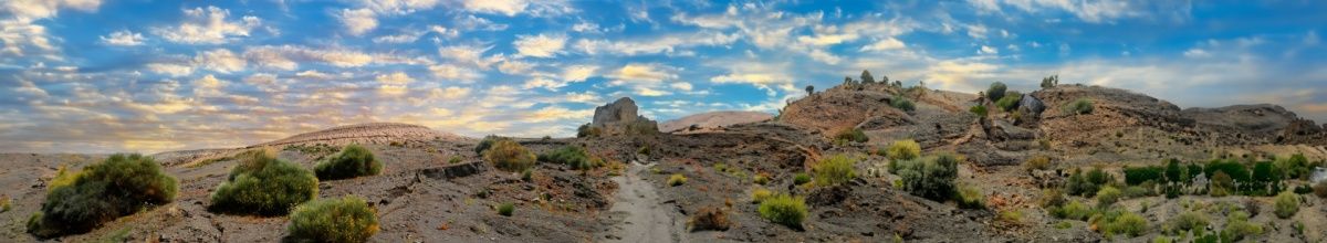 Vulkanlandschaft des Monte Gibele in Pantelleria.
