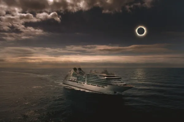 Die Seabourn Ovation wird am 12. August 2026 im Atlantik unter der totalen Sonnenfinsternis positioniert sein.