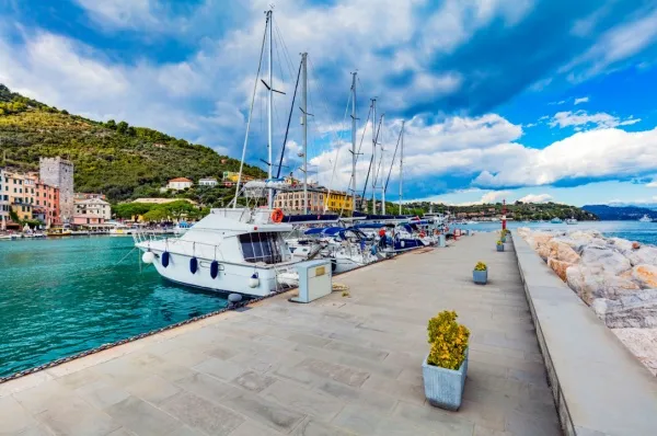 Yachthafen Porto Venere Der kleine Hafen mit einigen Yachten in Porto Venere.