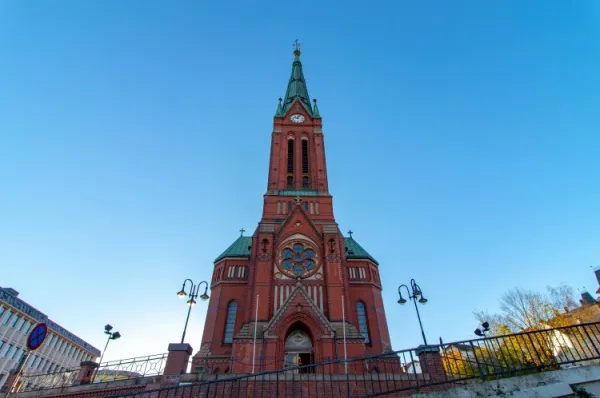 Dreifaltigkeitskirche Die aus rotem Backstein erbaute Dreifaltigkeitskirche in Arendal.