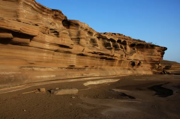 Carbeirinho Seitansicht der Felsformation Carbeirinho auf São Nicolau.