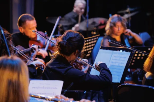 Mit AMADEUS Flusskreuzfahrten können Sie André Rieu live in Amsterdam erleben.