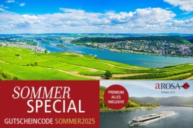 Rhein bei Rüdesheim. Darunter Banner der A-ROSA Sommer Aktion mit der Aufschrift Sommer Special Gutscheincode SOMMER2025 Premium Alles inklusive