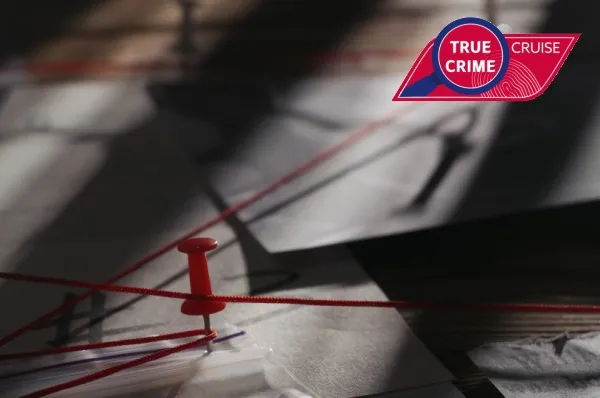 Symbolbild: Auf den True Crime Kreuzfahrten mit nicko cruises erleben Sie spannende Kriminalfälle durch Lesungen, Vorträge und Filme.