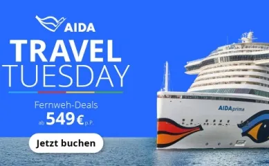 AIDA Travel Tuesday 2025 Frontansicht von AIDAprima auf dem Meer vor einem hellblauen Hintergrund. Darüber Text in weißer Schrift: Travel Tuesday. Fernweh-Deals ab 549 € p. P. und das AIDA Logo in weiß.