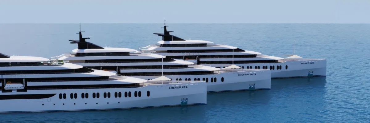 Ein Rendering der Emerald Kaia, Rayia und Xara nebeneinander auf hoher See.