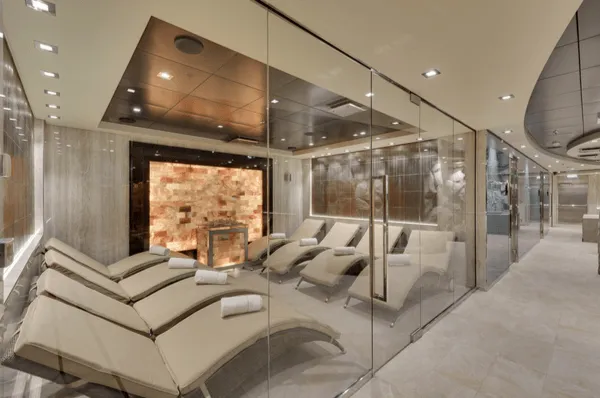 Der entspannende Spabereich der MSC Meraviglia in harmonischer Atmosphäre.