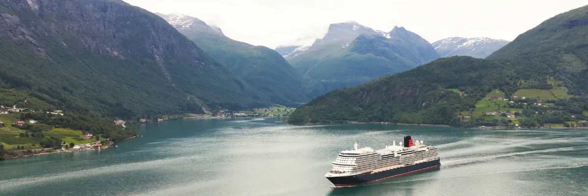 Erleben Sie mit Cunard den Zauber der Fjorde Queen Anne in den norwegischen Fjorden.
