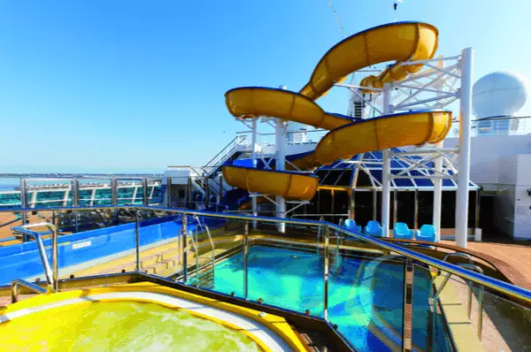 Auf der Costa Fascinosa kommen Sportbegeisterte und Erholungssuchende gleichermaßen auf ihre Kosten.