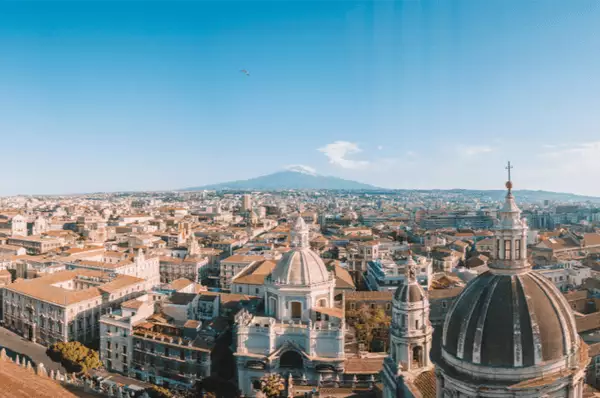 Catania aus der Luft Catania von oben mit Kathedrale Sant’Agata im Vordergrund