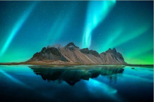 Norwegen ab Bremerhaven: Lofoten & Nordkap Einmal die Mitternachtssonne und Polarlichter erleben: Das geht bei einer Norwegen-Kreuzfahrt ab Bremerhaven.