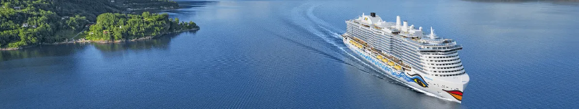 AIDAcosma, eines der Schiffe von AIDA Cruises.