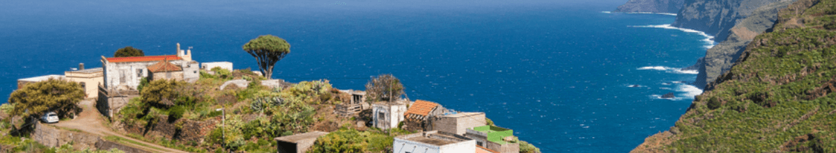 Die hügelige Stadt La Palma.