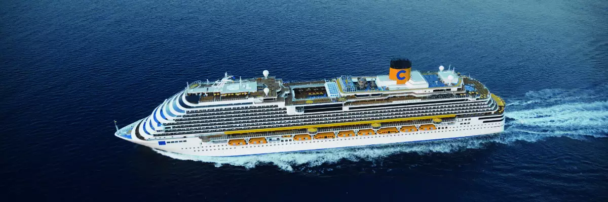 Costa Diadema Seitenansicht von Costa Diadema unterwegs auf den Weltmeeren.