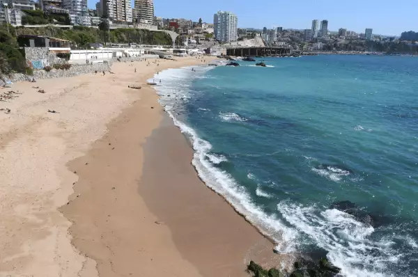 Ein Strandabschnitt von Caleta Abarca