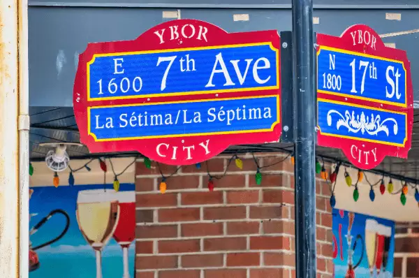 Straßenschild Ybor City