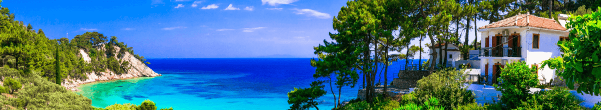 Lemonakia Strand Samos mit blauem Meer & Himmel