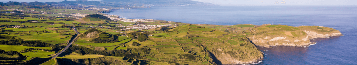 Küste in Terceira mit Natur