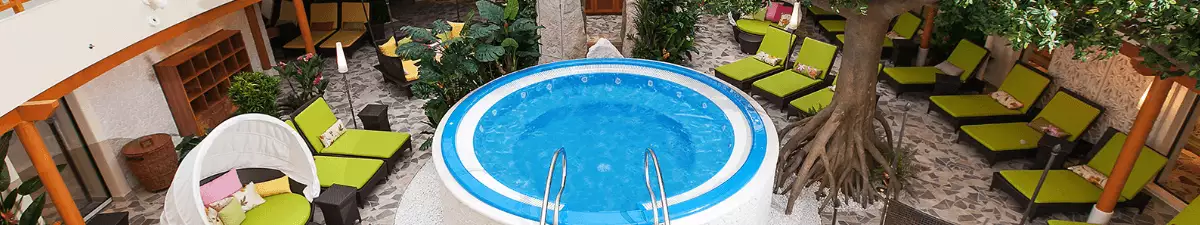 Whirlpool im Wellness-Bereich von AIDAstella