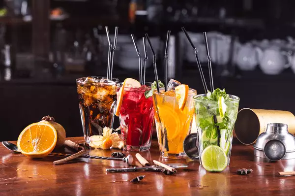 AIDA PREMIUM ALL INCLUSIVE Tarif Auch einige Cocktails sind im Tarif enthalten.