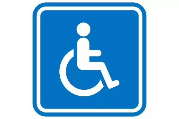 Barrierefreiheit an Board Zu sehen ist das Symbol für körperlich beeintrechtigte Menschen. Auf blauem Hintergrund ist ein weißes Männchen im Rollstuhl zu sehen.