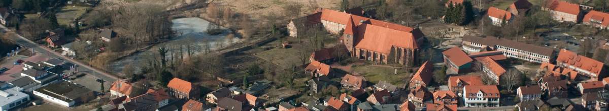 Die Panoramaansicht zeigt Uelzen aus der Vogelperspektive.