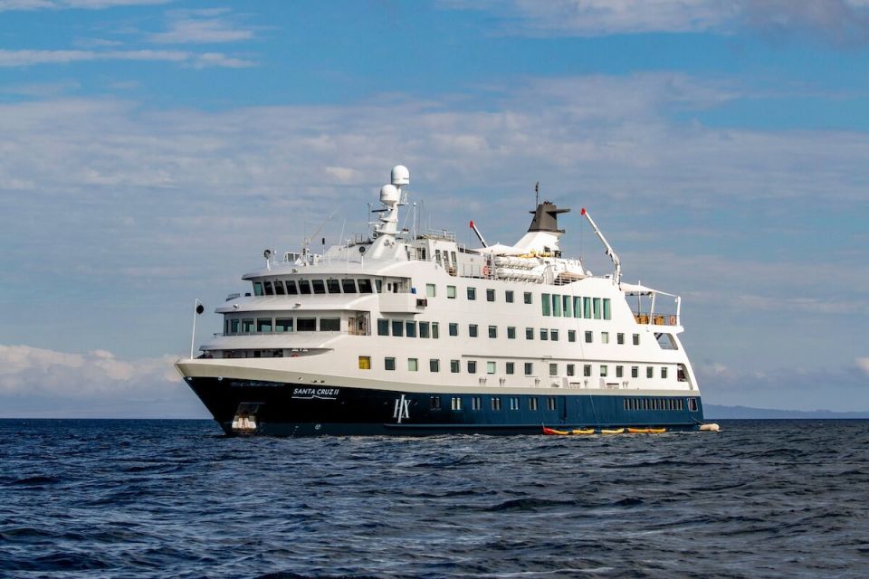 Hurtigruten Expeditions – MS Santa Cruz II