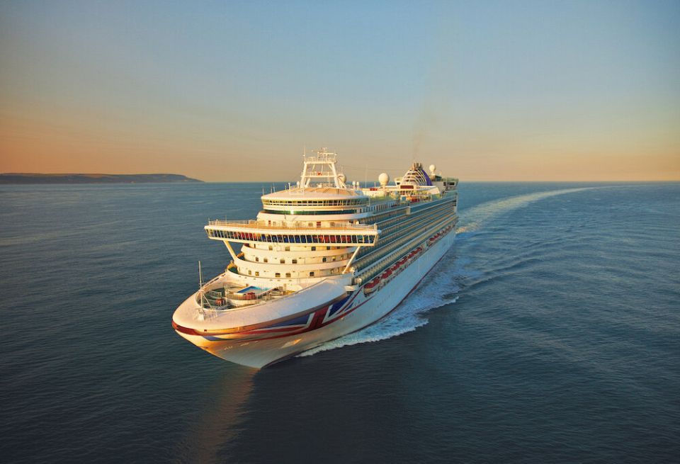 P&O Cruises – P&O Azura