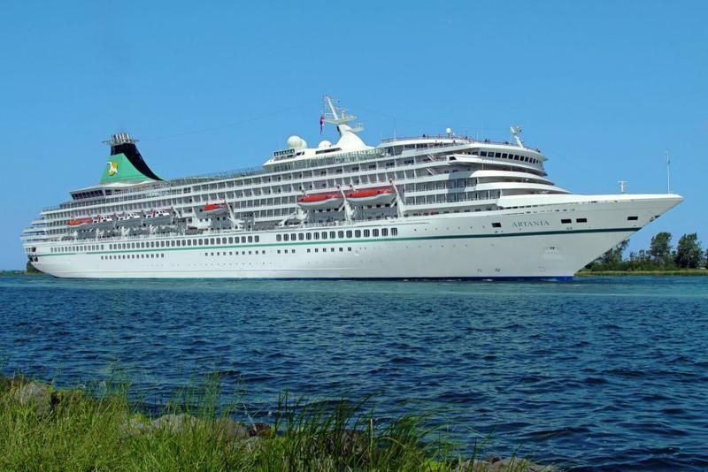 Phoenix Seereisen – MS Artania