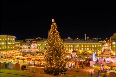 Weihnachtsmarkt am Senatsplatz Helsinki