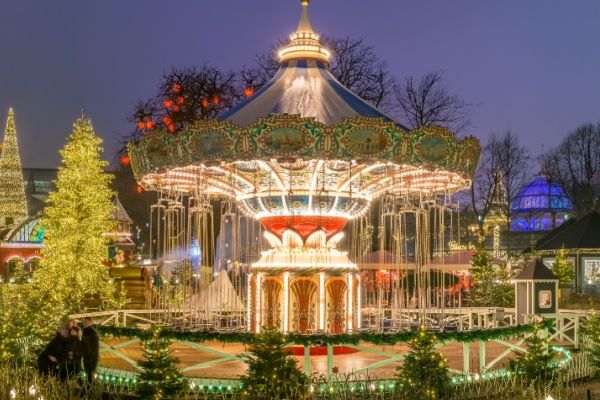 Weihnachtsmarkt im Kopenhagener Tivoli